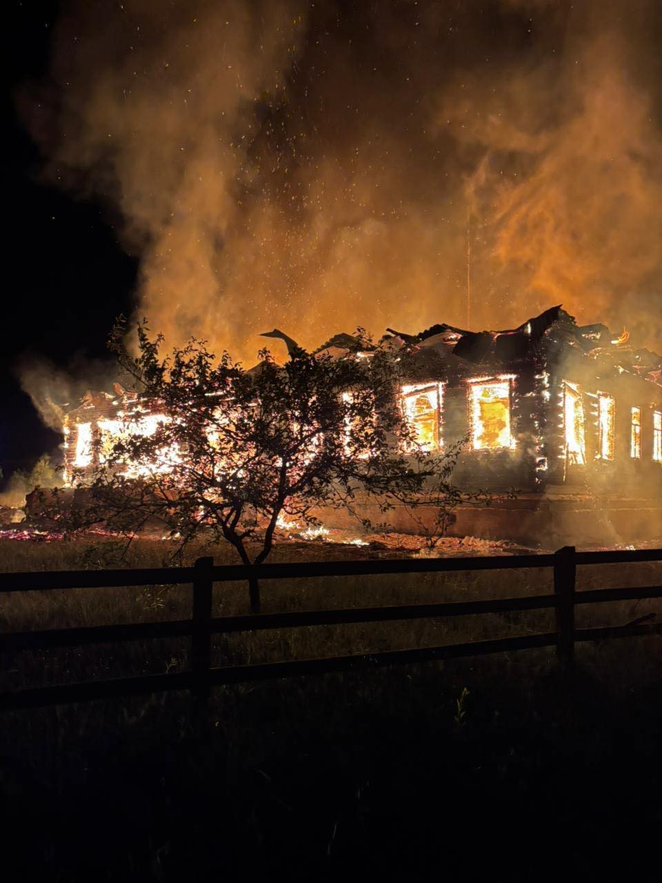 Russia destroys school in Ukraine's Chernihiv region with drones